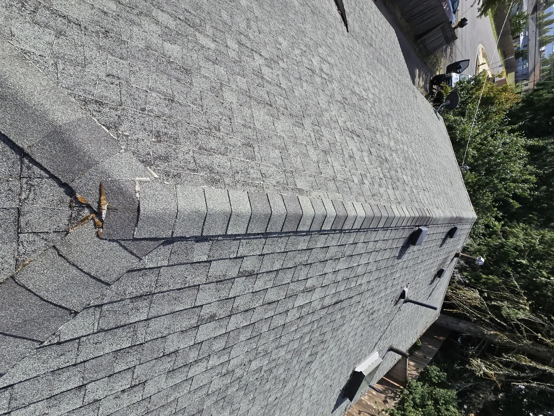 Completed shingle field with proper exposure